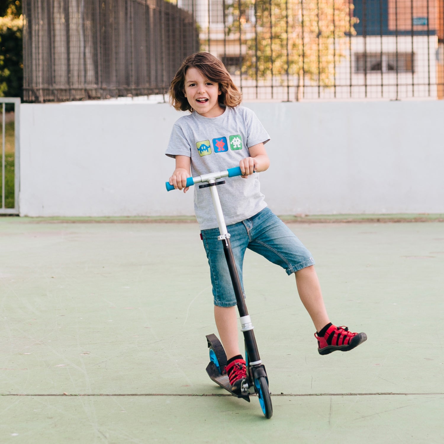 Basic Kids Ride On Leg Push Scooter For Boys And Girls (4 - 8 Years Old Kids) (1 Pc 2 Wheel)