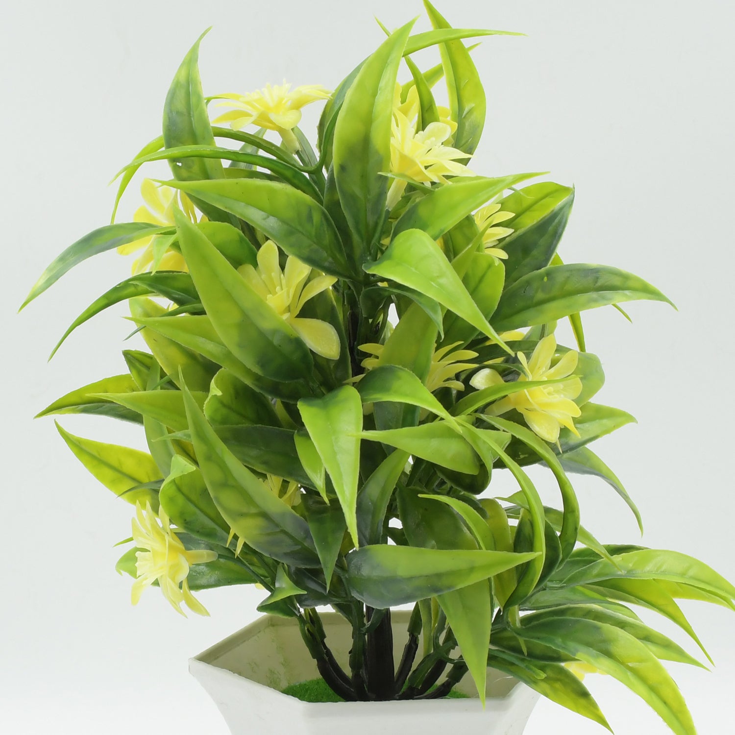 Wild Artificial Flower Plants With Cute Pot (1 Pc)